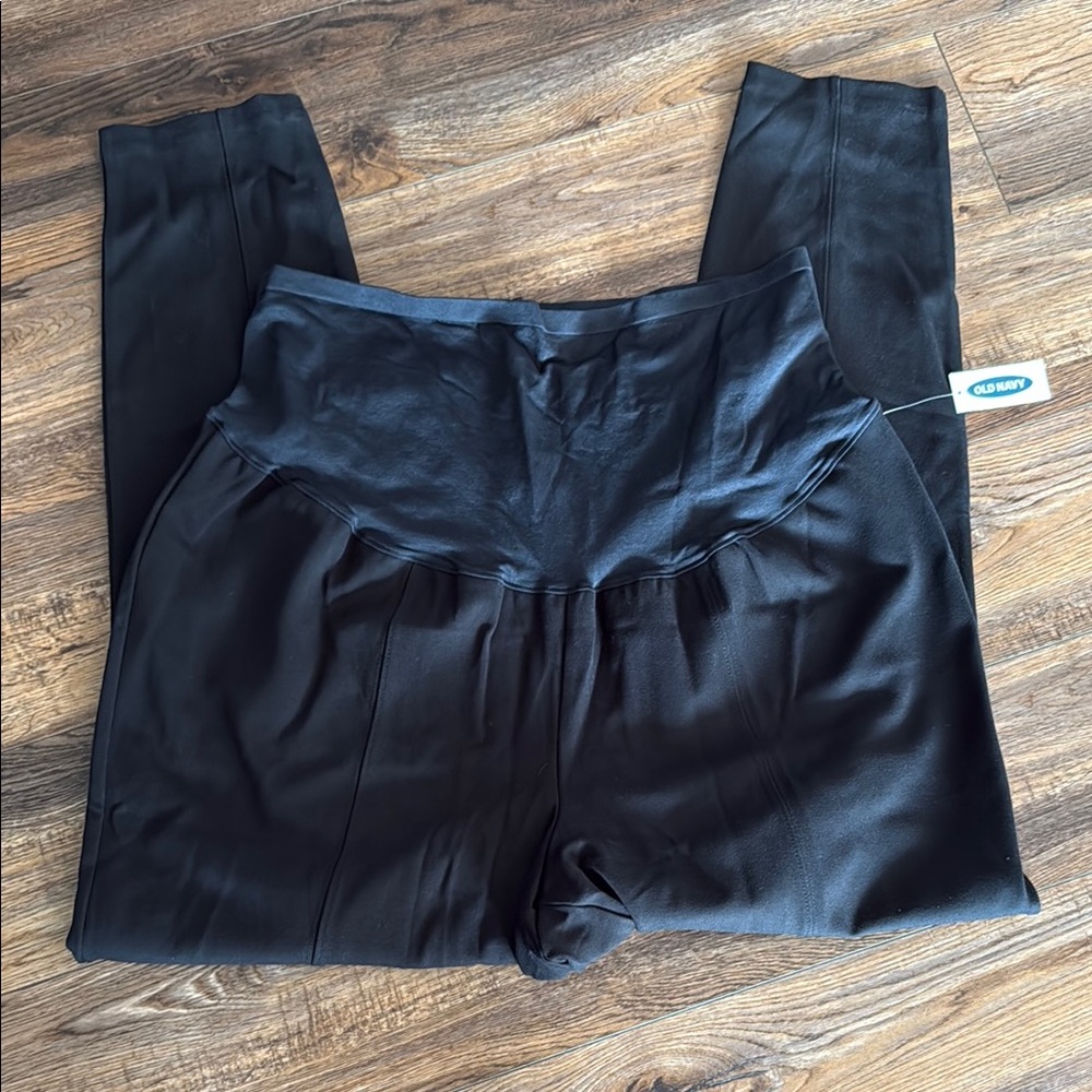 Old Navy Black Leggings for Everyday Comfort. Maternity size XXL New with tags